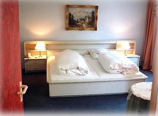 Malepartus Szálloda 3*